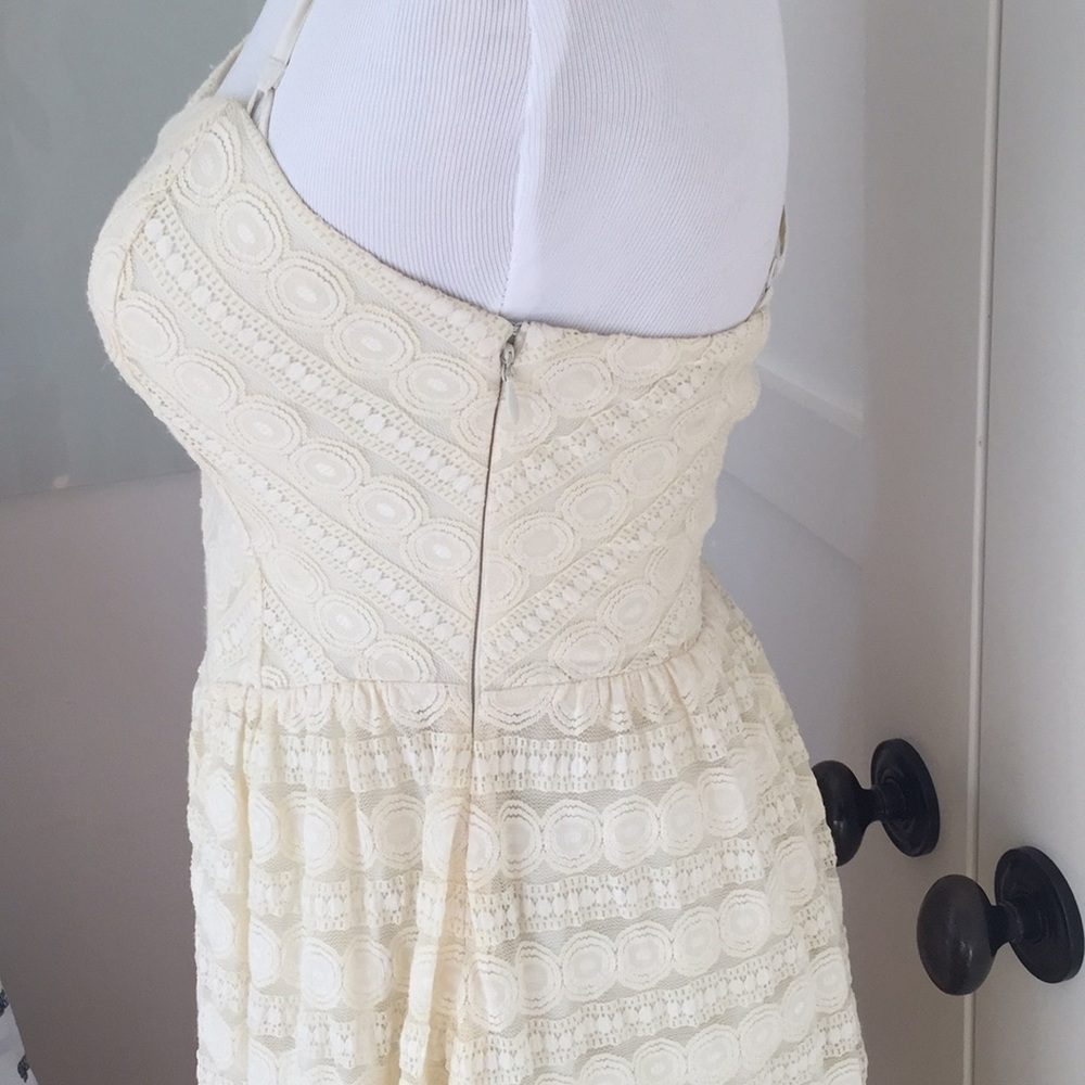 Yellow/Cream Guess Dress - Picture 2 of 5